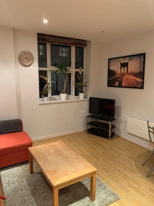 Stunning 2 Bed Flat! Centrally Located In London, Uk! Exterior foto