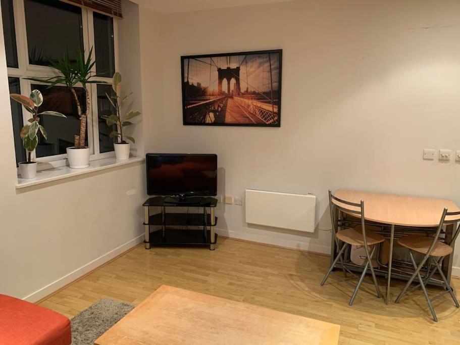 Stunning 2 Bed Flat! Centrally Located In London, Uk! Exterior foto